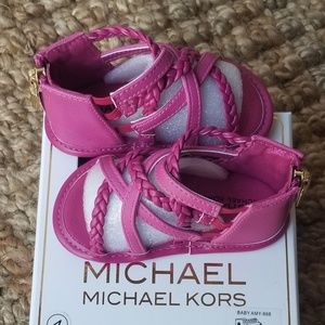 NWT Michael Kors Fuschia Gladiator Sandals Size 4